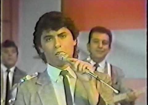 MICKY SANCHEZ (EL ULTIMO BESO) EN EL FESTIVAL INTERNACIONAL DEL CUZCO CON LOS DOLTONS